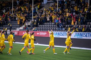 Bodø/Glimt påførte serieleder AaFK Fortuna sesongens første tap og klatret á poeng med opprykksrivalen. Foto: Kent Even Grundstad