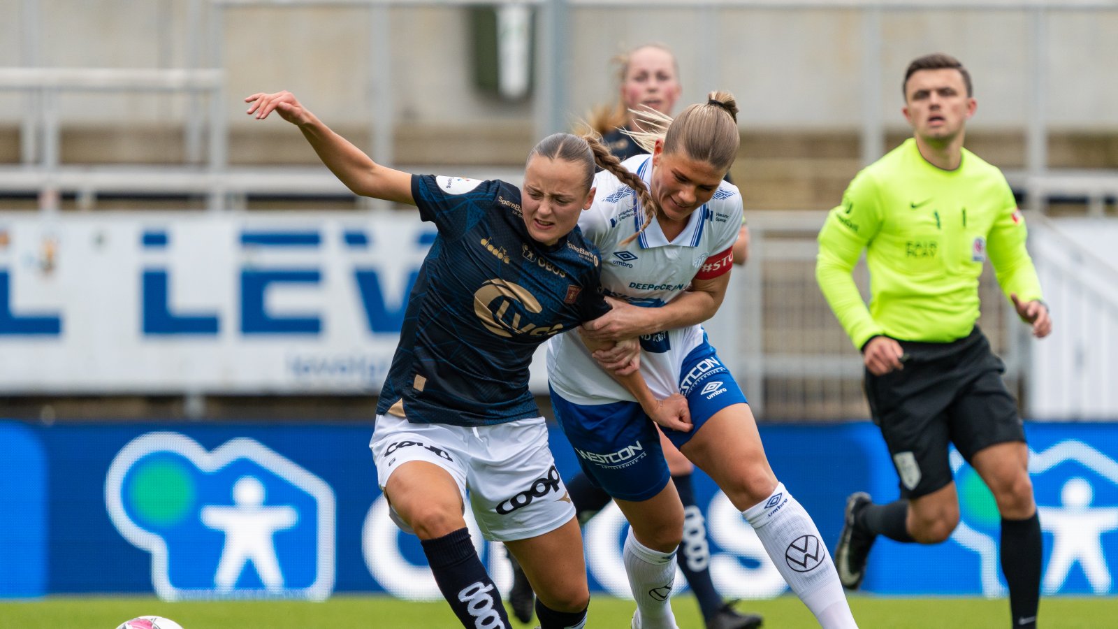 Det blir nye tøffe dueller mellom Viking og FKH/Avaldsnes denne runden. Foto: Alexander Larsen