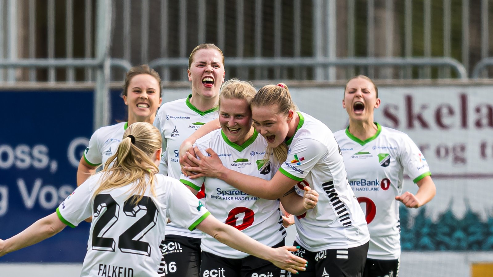 Hønefoss sikret opprykket til Toppserien. Foto: Marius Simensen / Bildbyrån