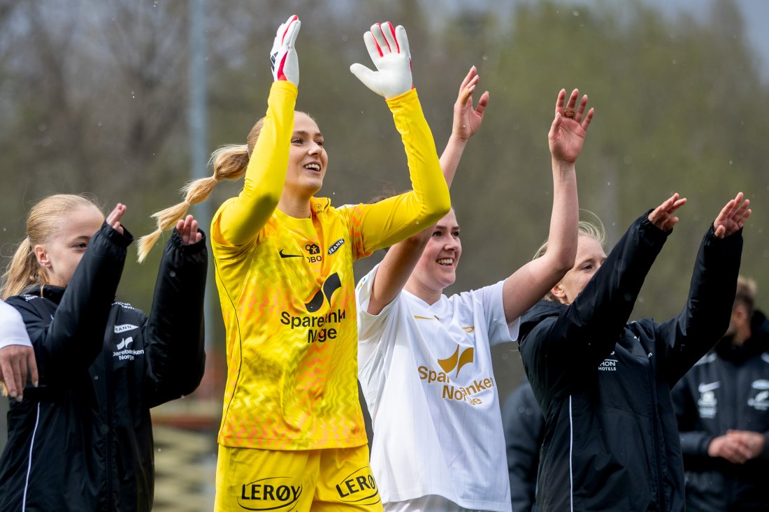 RENT BUR: Selma Panengstuen holdt buret rent på Røabanen, og kunne ferie tre poeng med resten av Brann-spillerne etter kampen.