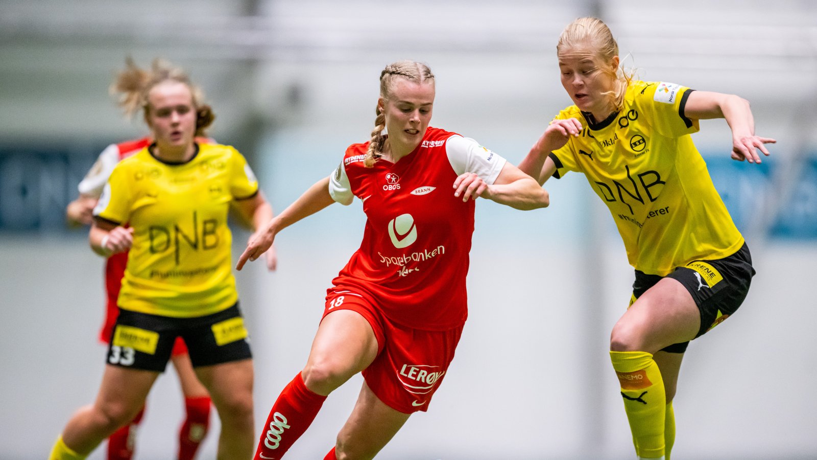 Det er duket for storkamp denne runden når medaljekandidatene Brann og LSK Kvinner barker sammen på Brann stadion. Foto: Vegard Grøtt / Bildbyrån